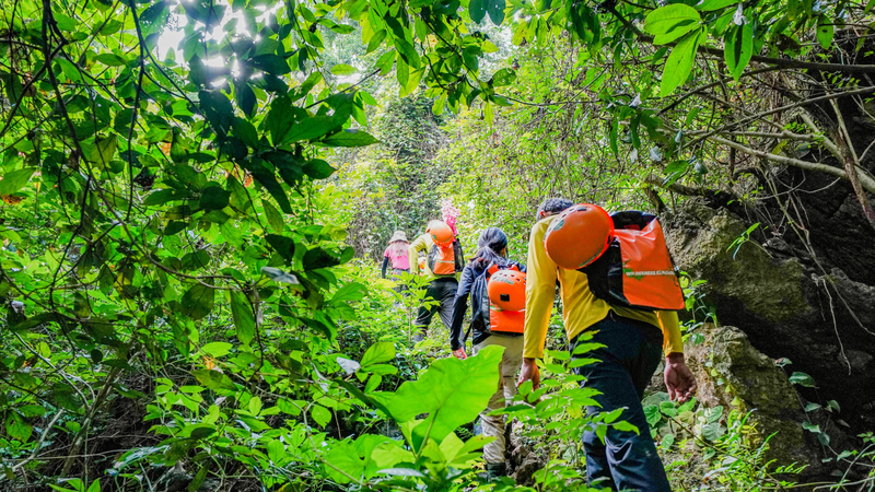 Explore Elephant Cave and Ma Da Valley (9)